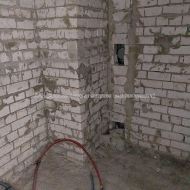 Продам квартиру, Салтовское шоссе , 1 кім., 43 м², без внутренних работ 