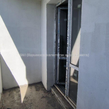 Продам квартиру, Салтовское шоссе , 1 кім., 43 м², без внутренних работ 