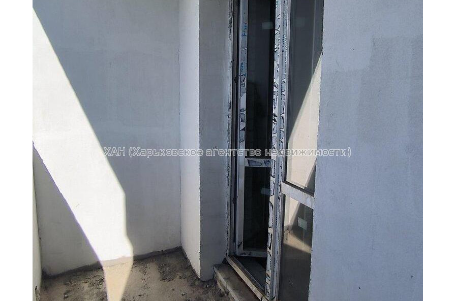 Продам квартиру, Салтовское шоссе , 1 кім., 43 м², без внутренних работ 