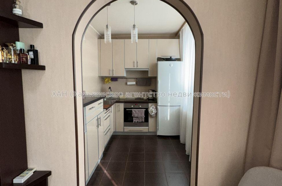 Продам квартиру, Людвига Свободы просп. , 2  ком., 50 м², авторский дизайн 