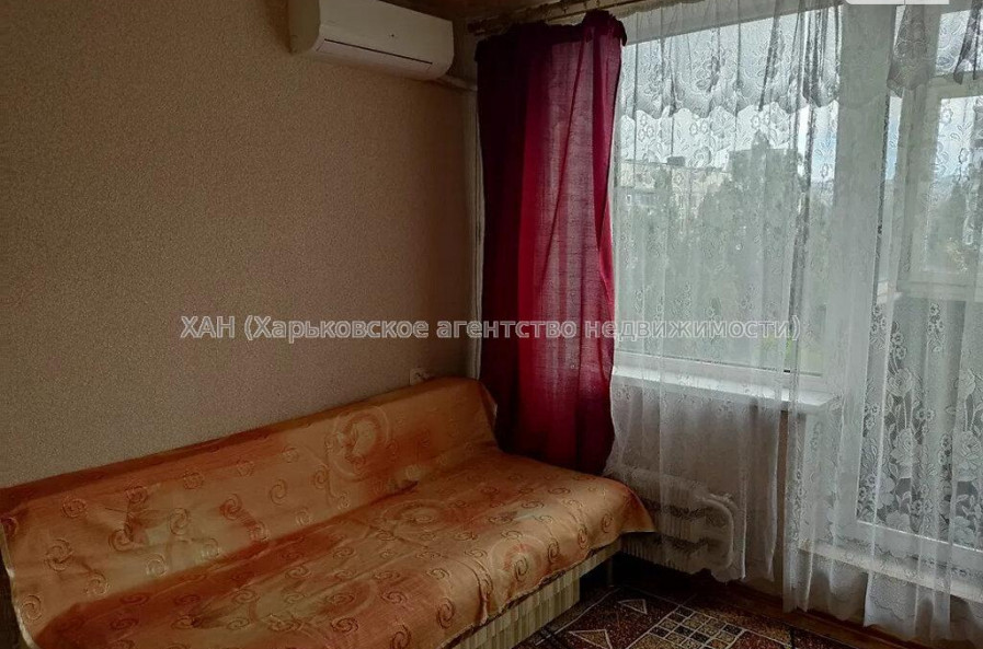 Продам квартиру, Владислава Зубенко ул. , 1 кім., 28 м², евроремонт 