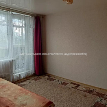 Продам квартиру, Владислава Зубенко ул. , 1 кім., 28 м², евроремонт 