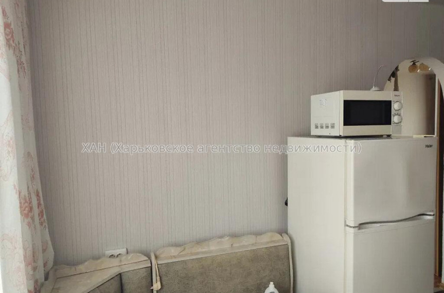 Продам квартиру, Владислава Зубенко ул. , 1 кім., 28 м², евроремонт 