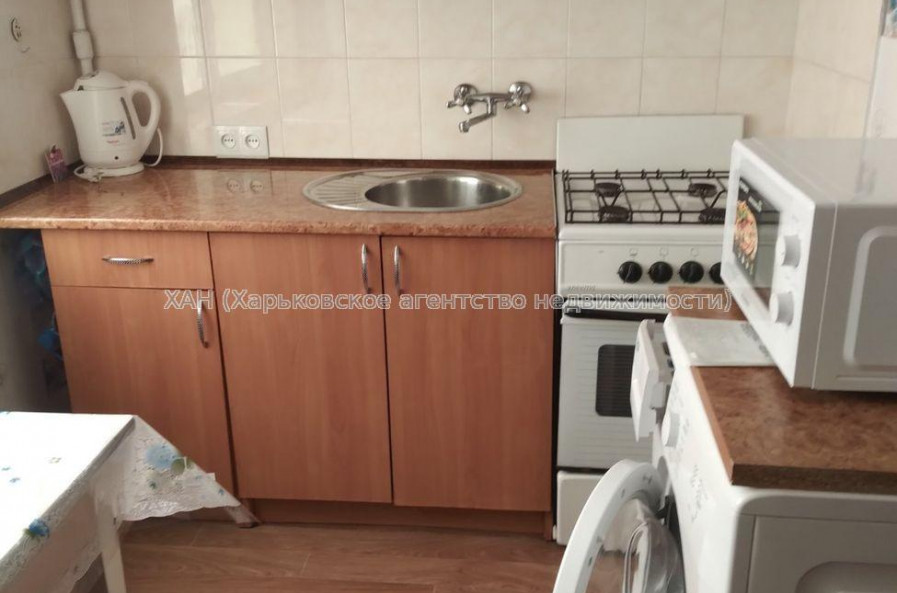 Продам квартиру, Молочная ул. , 1  ком., 27 м², косметический ремонт 