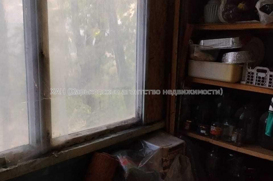 Продам квартиру, Академика Павлова ул. , 3 кім., 66.30 м², косметический ремонт 