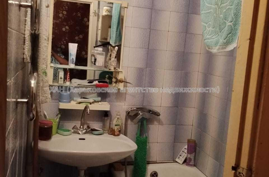 Продам квартиру, Академика Павлова ул. , 3 кім., 66.30 м², косметический ремонт 