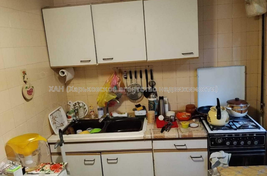 Продам квартиру, Академика Павлова ул. , 3 кім., 66.30 м², косметический ремонт 