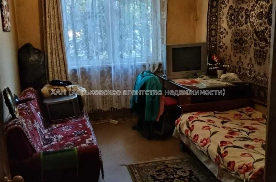 Продам квартиру, Академика Павлова ул. , 3 кім., 66.30 м², косметический ремонт 