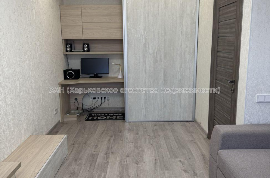 Продам квартиру, Победы просп. , 1 кім., 37.40 м², евроремонт 