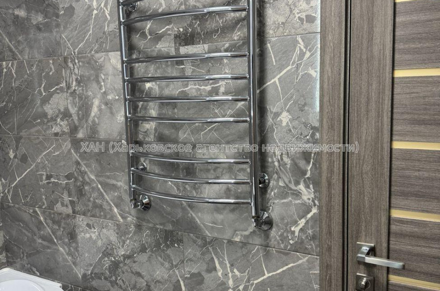 Продам квартиру, Победы просп. , 1 кім., 37.40 м², евроремонт 