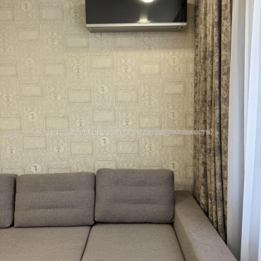 Продам квартиру, Победы просп. , 1  ком., 37.40 м², евроремонт 