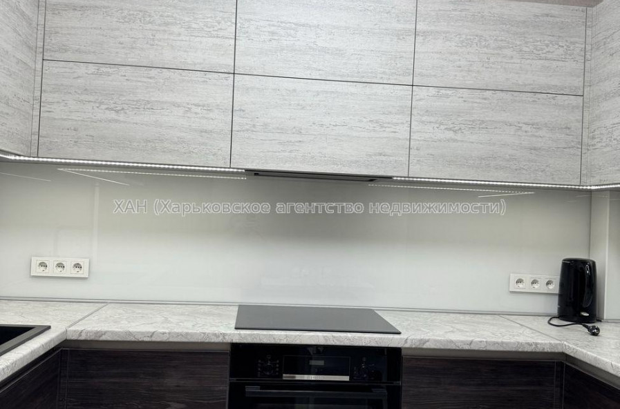 Продам квартиру, Победы просп. , 1 кім., 37.40 м², евроремонт 