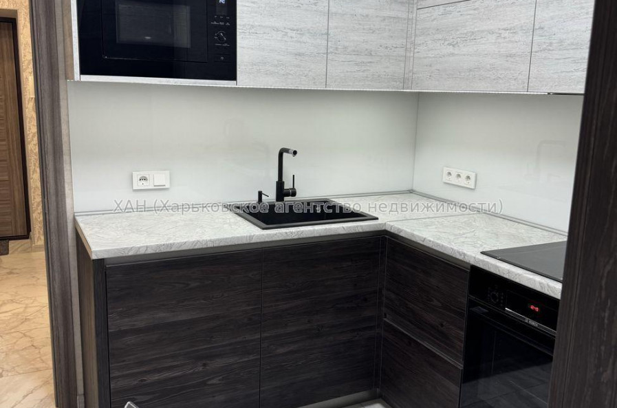 Продам квартиру, Победы просп. , 1 кім., 37.40 м², евроремонт 