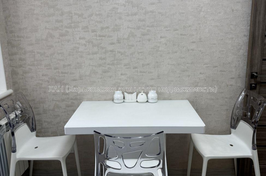 Продам квартиру, Победы просп. , 1 кім., 37.40 м², евроремонт 