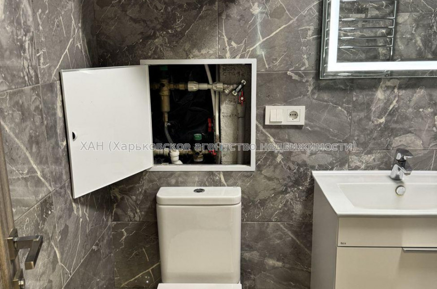 Продам квартиру, Победы просп. , 1 кім., 37.40 м², евроремонт 