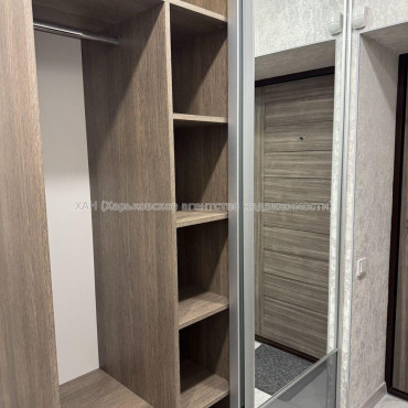 Продам квартиру, Победы просп. , 1  ком., 37.40 м², евроремонт 