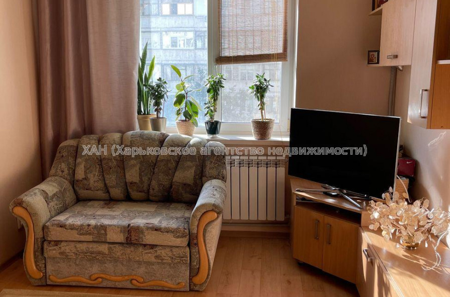 Продам квартиру, Юбилейный просп. , 2 кім., 65 м², капитальный ремонт 