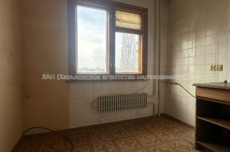 Продам квартиру, Аэрокосмический пр. , 174 , 3  ком., 66 м², косметический ремонт 