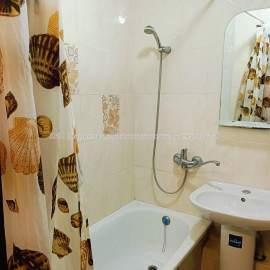 Продам квартиру, Науки просп. , 68Б , 1  ком., 27 м², косметический ремонт