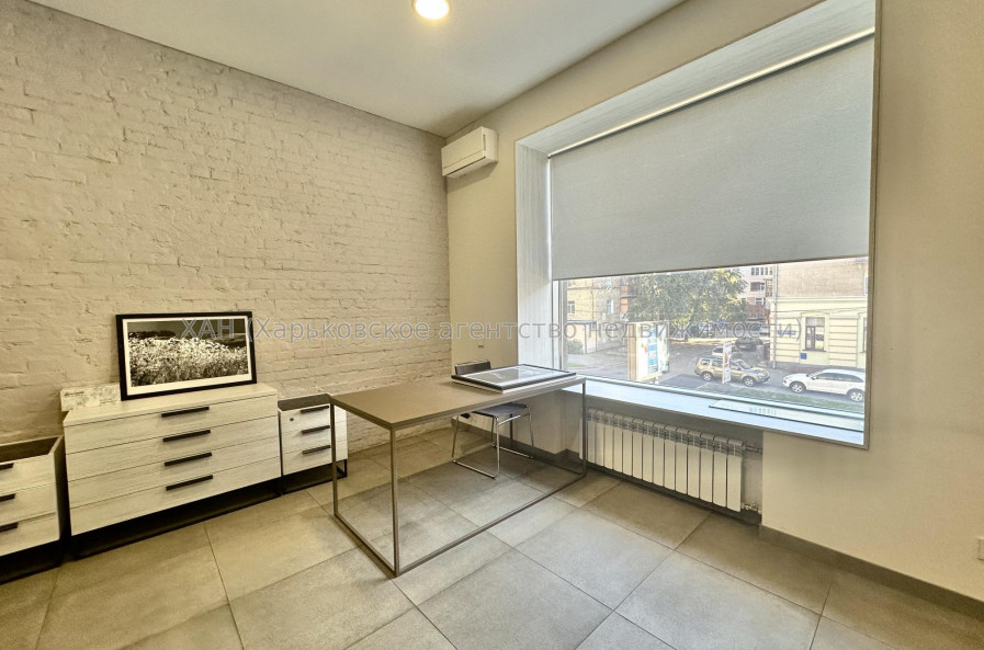 Продам квартиру, Данилевского ул. , 10 , 1  ком., 69.30 м², евроремонт 
