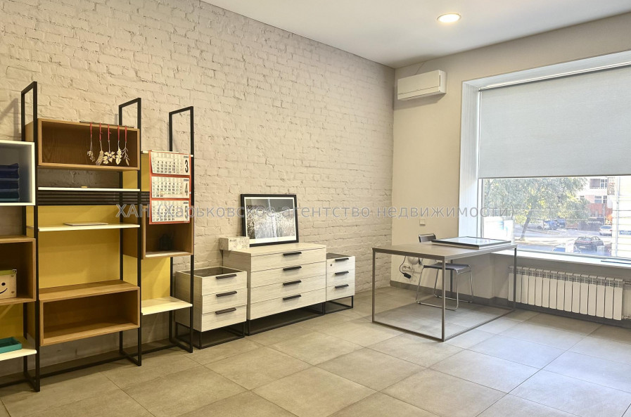Продам квартиру, Данилевского ул. , 10 , 1  ком., 69.30 м², евроремонт 
