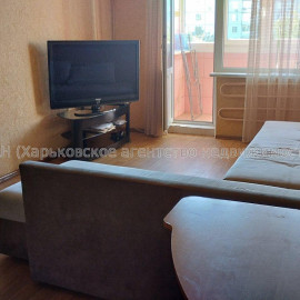 Продам квартиру, Непокоренных ул. , 2 кім., 44 м², капитальный ремонт