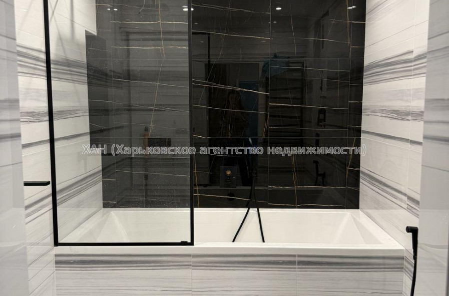 Продам квартиру, Профессорская ул. , 3  ком., 70 м², авторский дизайн 
