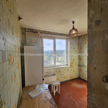 Продам квартиру, 1 кім., 33 м², без отделочных работ 