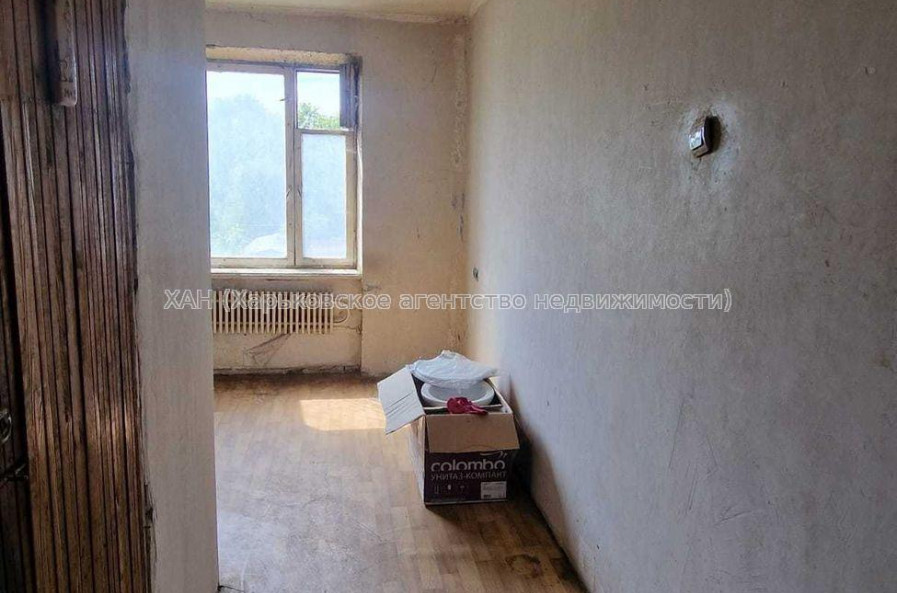 Продам квартиру, Болградская ул. , 1  ком., 40 м², без ремонта 