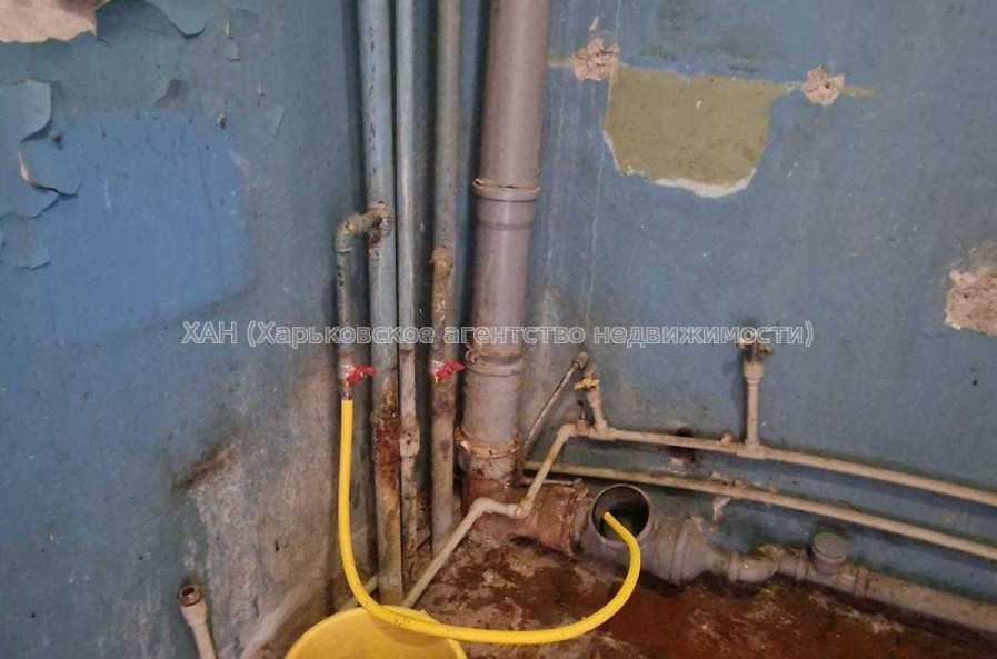 Продам квартиру, Болградская ул. , 1  ком., 40 м², без ремонта 