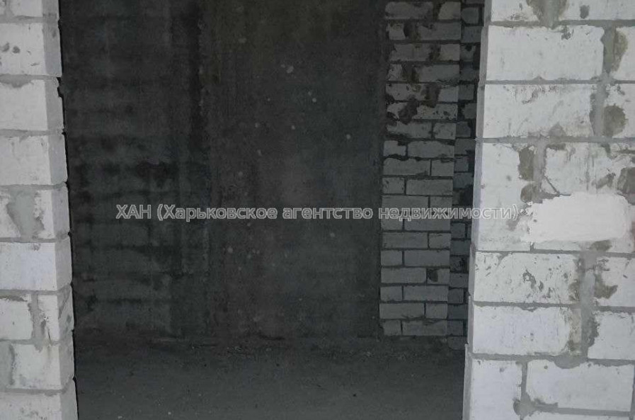 Продам квартиру, Сергея Барсукова ул. , 1 кім., 40 м², без ремонта 