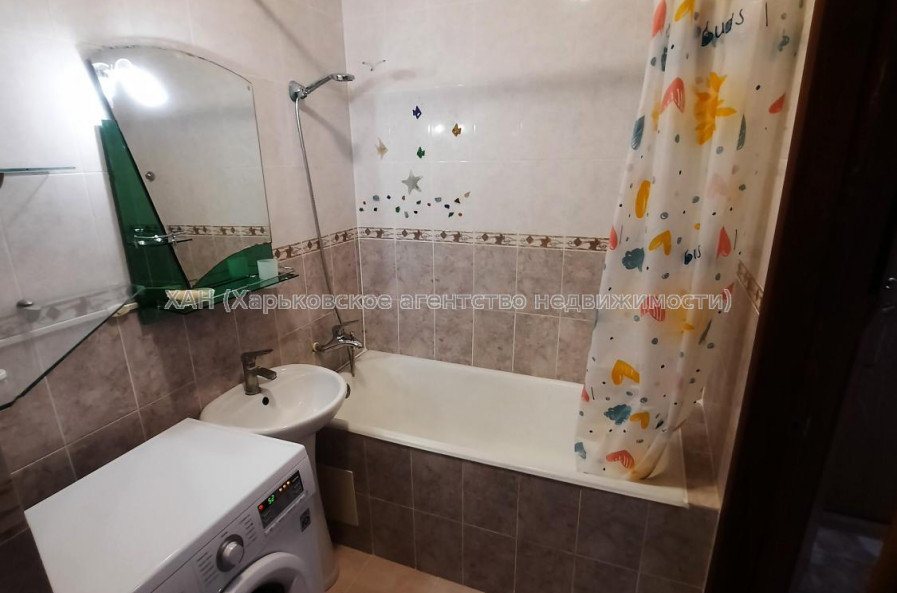 Здам квартиру, Пермская ул. , 1 кім., 37 м², капитальный ремонт 