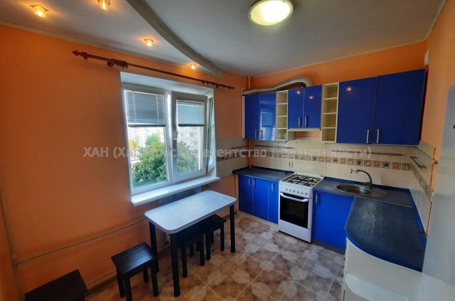 Здам квартиру, Пермская ул. , 1 кім., 37 м², капитальный ремонт 