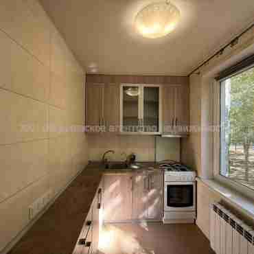Продам квартиру, Гвардейцев Широнинцев ул. , 59 , 2  ком., 49.40 м², евроремонт 