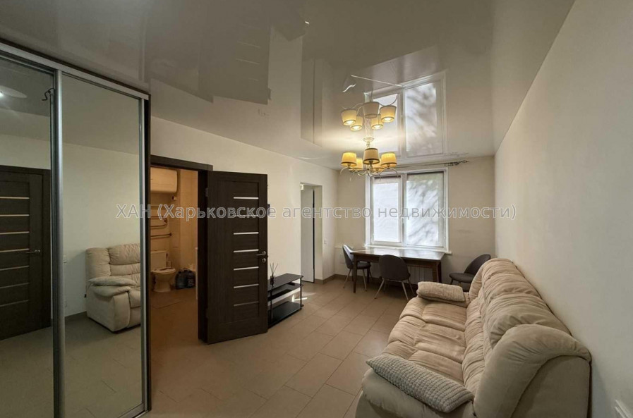 Продам квартиру, Гвардейцев Широнинцев ул. , 59 , 2  ком., 49.40 м², евроремонт 