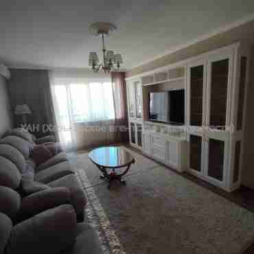 Продам квартиру, Сухумская ул. , 2 кім., 81 м², авторский дизайн 