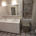 Продам квартиру, Сухумская ул. , 2 кім., 81 м², авторский дизайн 