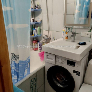 Продам квартиру, Каденюка ул. , 1  ком., 30.30 м², косметический ремонт 