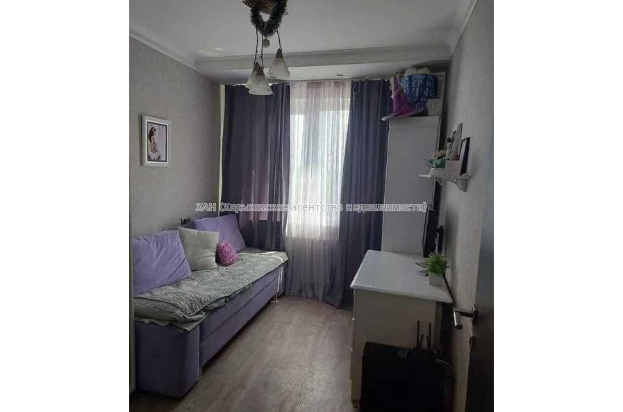 Продам квартиру, Валентиновская ул. , 58Б , 2  ком., 47 м², капитальный ремонт 