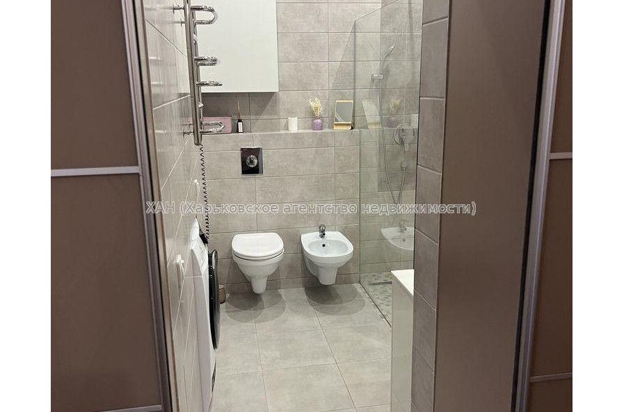 Продам квартиру, Верхнегиевская ул. , 1  ком., 50 м², капитальный ремонт 