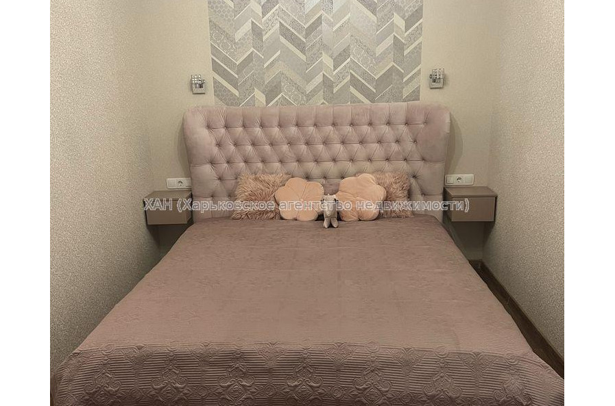 Продам квартиру, Верхнегиевская ул. , 1  ком., 50 м², капитальный ремонт 