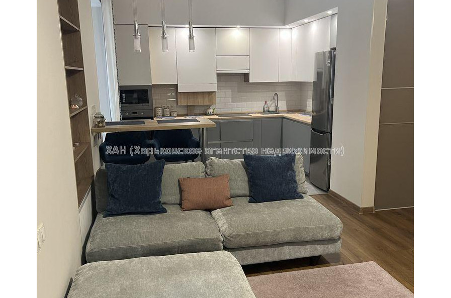 Продам квартиру, Верхнегиевская ул. , 1  ком., 50 м², капитальный ремонт 