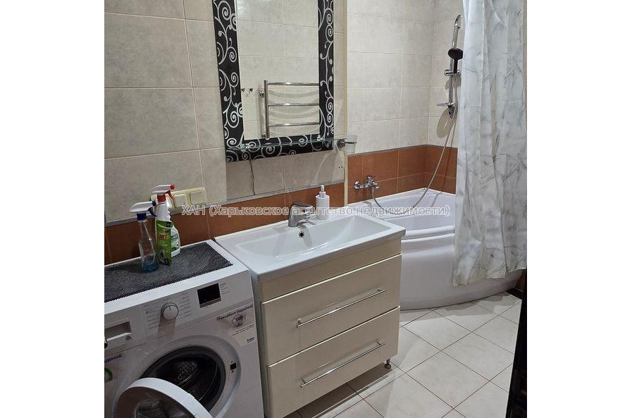 Продам квартиру, Бучмы ул. , 3  ком., 67 м², евроремонт 