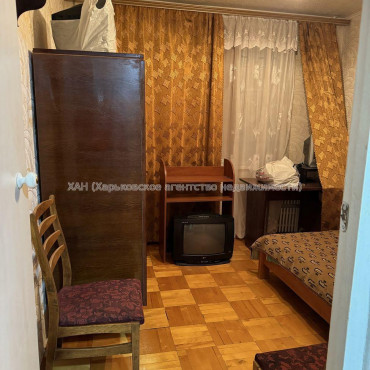 Продам квартиру, Соборности Украины ул. , 2 кім., 45.10 м², косметический ремонт 