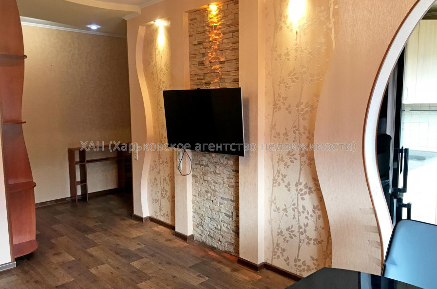 Продам квартиру, Непокоренных ул. , 12А , 3  ком., 64 м², евроремонт 