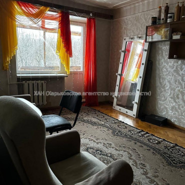 Продам квартиру, Деревянко ул. , 3 кім., 57 м², советский ремонт 