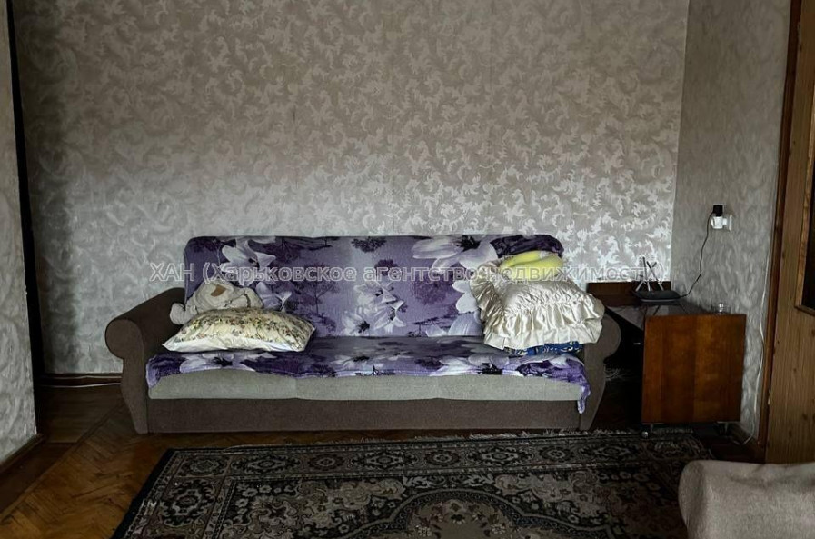 Продам квартиру, Деревянко ул. , 3 кім., 57 м², советский ремонт 