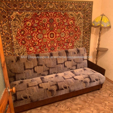 Продам квартиру, Боевая ул. , 2 кім., 43.30 м², косметический ремонт 