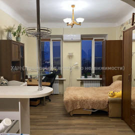 Продам квартиру, Каширская ул. , 1  ком., 33.60 м², капитальный ремонт