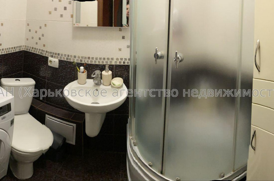 Продам квартиру, Каширская ул. , 1  ком., 33.60 м², капитальный ремонт 